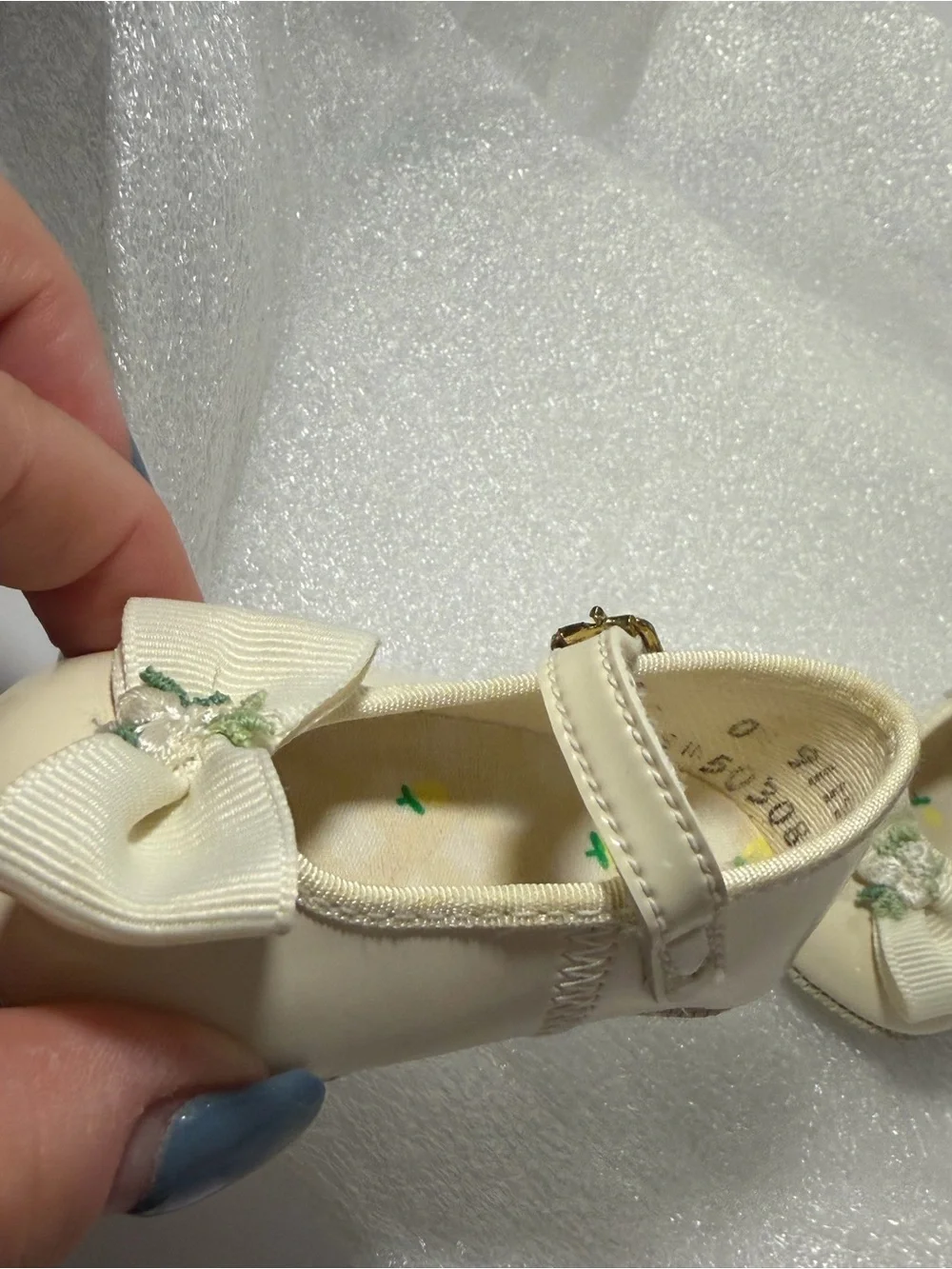 Vintage Baby Girl Mary Jane Shoes Size 0 Floral Bow + 2 Pairs Socks